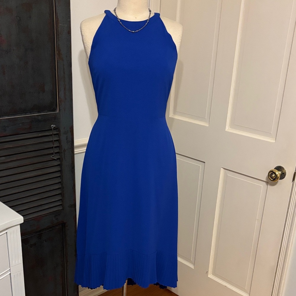 KENSIE💙EUC PLEATED FAUX HALTER COCKTAIL DRESS - Picture 3 of 15